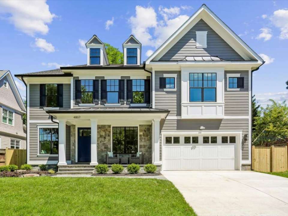4807 De Russey Pkwy